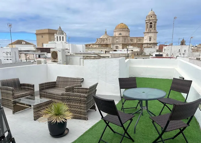 Hidden Gem Penthouse El Meson