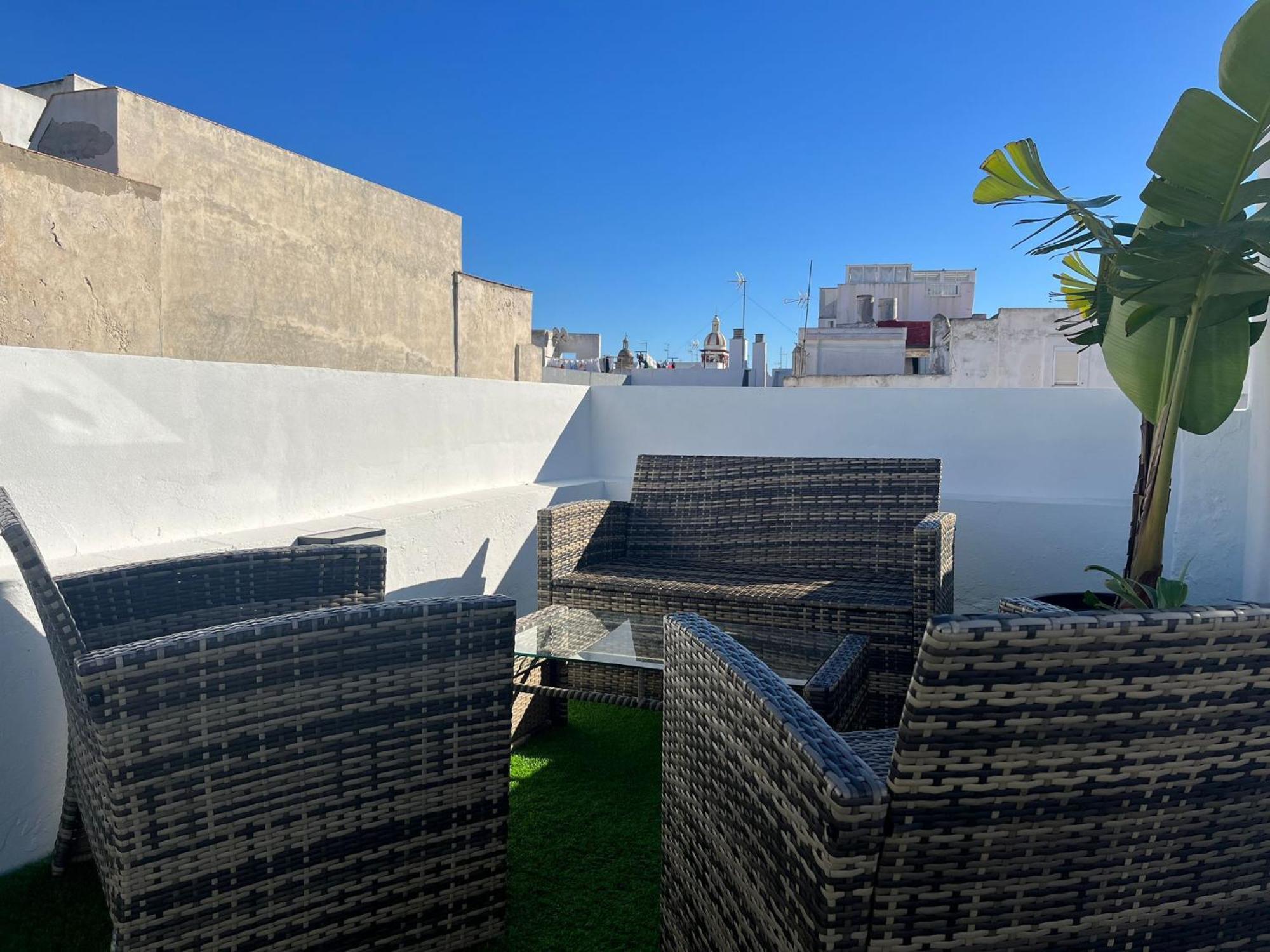 Hidden Gem Penthouse El Meson *