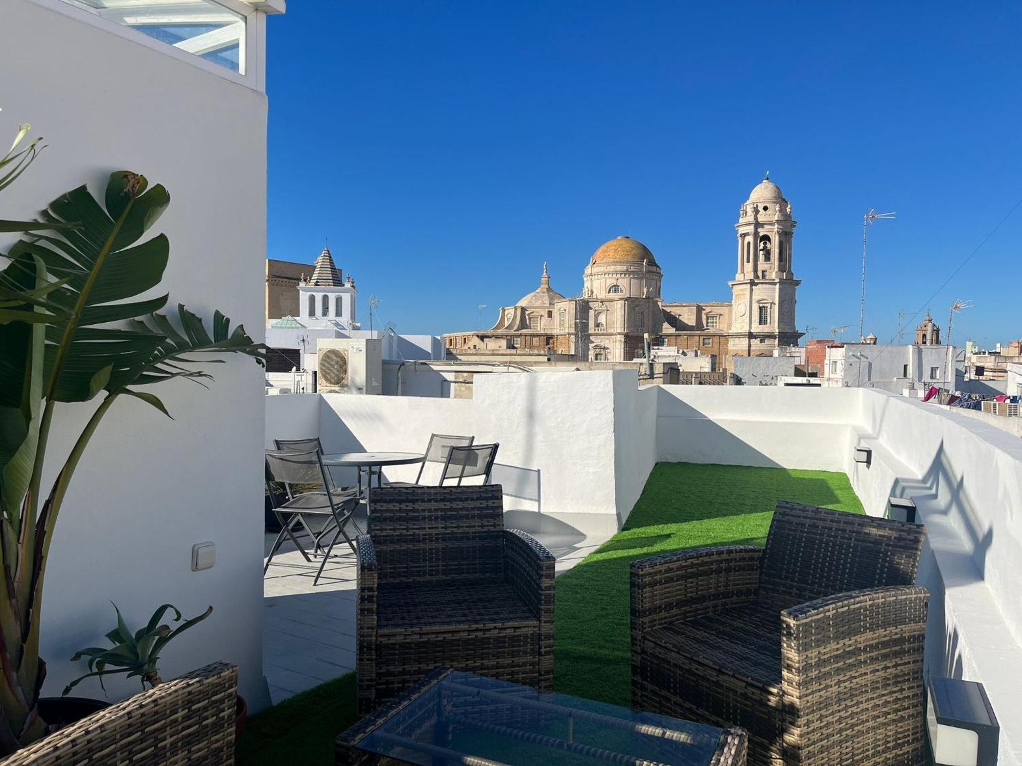 Apartment Hidden Gem Penthouse El Meson *